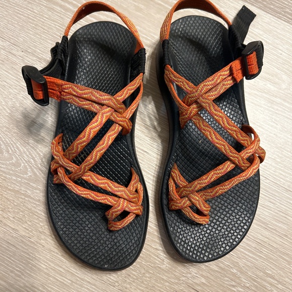 Chaco ZX/2 Yampa Vibram Orange Stappy Hiking Sandal Sz 8.5 - Picture 2 of 7